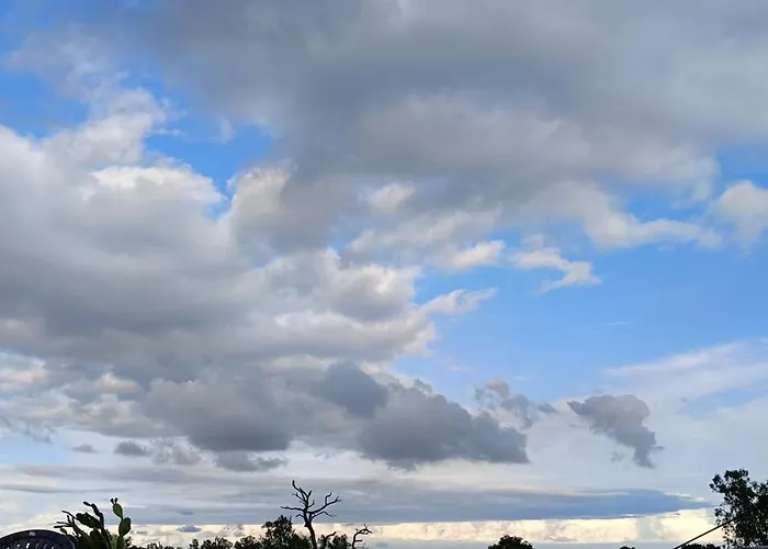 Hotel Konark A Family Stay Aerocity New Delhi